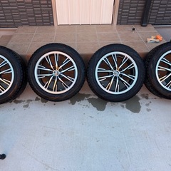 スタッドレスタイヤの画像