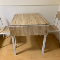 ダイニング　チェア付き