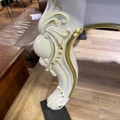 ロココ調スツールの画像