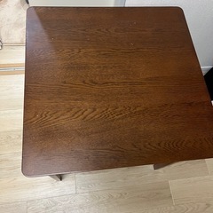 テーブルの画像