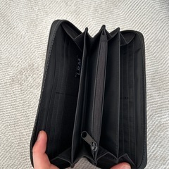 LRMの黒長財布の画像