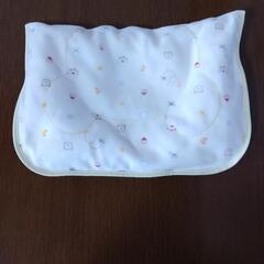 西松屋新生児から使える　ベビー枕