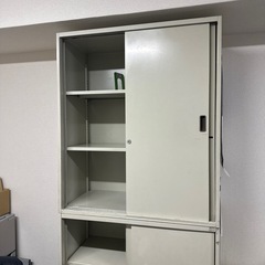 スチール棚の画像