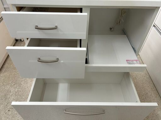 特別値引き☆ジモティ割あり☆ 株式会社ホームテイスト 高から レンジボード 白 H180