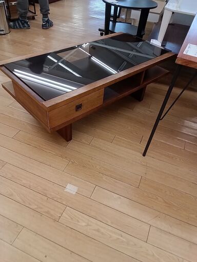 ☆ジモティ割あり☆ ガラスローテーブル ブラウン H44×D61×W123 クリーニング済み TK4271 (リユースサカイつくば)  水海道のテーブル《座卓、ローテーブル》の中古あげます・譲ります｜ジモティーで不用品の処分