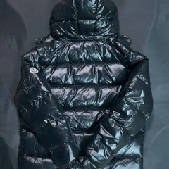 モンクレール　ダウンの画像