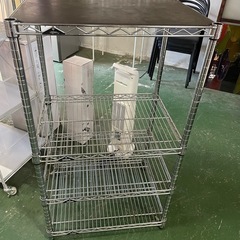 メタルラック　棚板付き