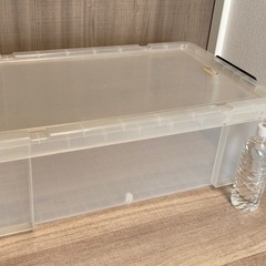 衣装ケース プラスティック　屋外屋内兼用