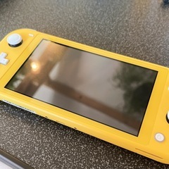 ラッピング可】【即日発送】【新品】【まとめ買いクーポン発行中】Nintendo Switch Lite イエロー HDH-S-YAZAA  印付きの場合あり : 4902370542936 : 電子問屋 - 通販 - Yahoo!ショッピング