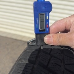 ホイールタイヤセット215.6516の画像