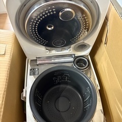 SR-STS100　炊飯器の画像