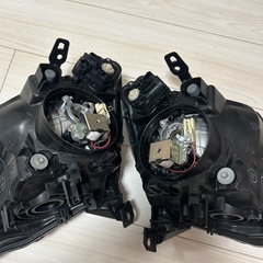 GP3 フリード スパイク ハイブリッド HV 純正 HID 左右 ヘッド ライト ランプ 100-22068・33101-SFM-N72・33151-SFM-N72 千葉県我孫子市からの画像