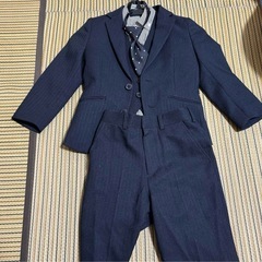 卒園用スーツ110センチ