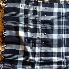 大判ショールサイズ約180✖77位です。中古品です。の画像