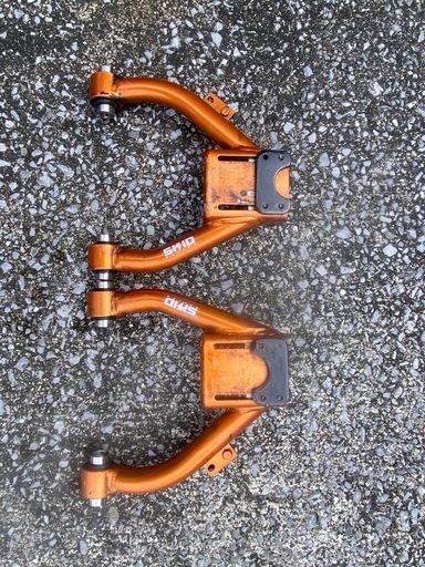 RB3アッパーアーム