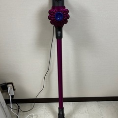 【受け渡し予定者決定】ダイソン コードレス掃除機 ※ほぼジャンク品