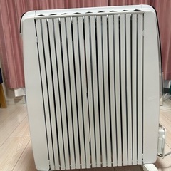 Amazon | DeLonghi オイルラジエターヒーター 【ドラゴンデジタル】 X字型フィン9枚 TDD0915W | De'Longhi(デロンギ)  | オイルヒーター 通販