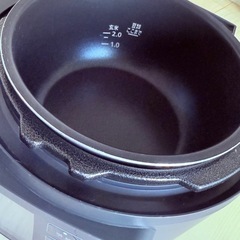 アイリスオーヤマ 圧力鍋2.2L 炊飯器3合の画像