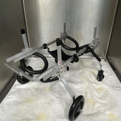 【取引中】ペット用歩行器 中型犬用 老犬介護 歩行介助 の画像