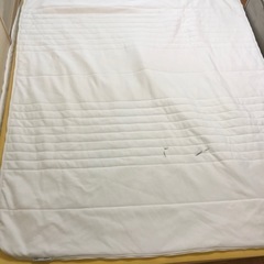 値下げしました。5月末で処分！QUEENサイズのマットレスです。 儚い