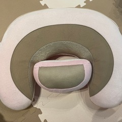 エールべべ　授乳クッションの画像
