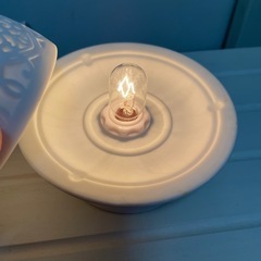 アンティーク陶器ランプの画像