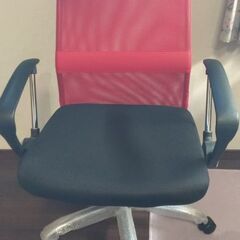 パソコン　チェア　事務所の画像