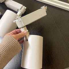 スポットライト　レール付きの画像