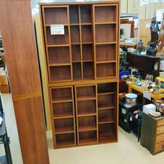 スライド式本棚☆濃いウッド調☆大型サイズ・小さい補修箇所あり、在庫2個【浜村鹿野温泉ICから3分 買取本舗、 宮本リサイクル 営業時間9～19時 定休日水曜のみ←連絡できませんm(_ _)m】の画像