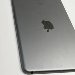 【Wi-Fiモデル】iPad mini 第5世代/64GB/A2133〈MUQW2J/A〉の画像