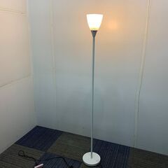 (250213)【70％値下げ】　オーム電機　スタンドライト　照明　フロアライト　フロアスタンド　TF-YN10CW-W　①の画像