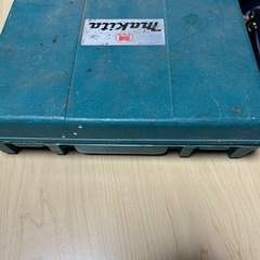 マキタ　電池ドライバードリルの画像