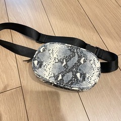 ウエストバック 新品同様