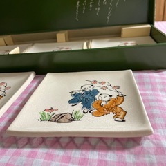 銘々皿の画像