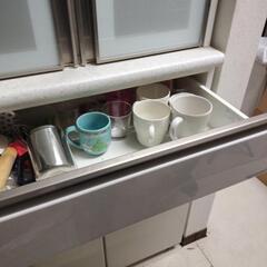 食器棚　上下取り外し可能です　引越しのための画像