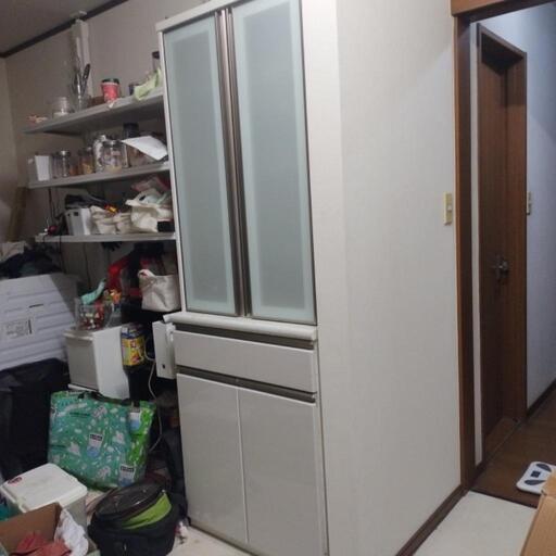 食器棚上下取り外し可能です引越しのため (おにく。) 京成大和田の収納家具《食器棚、キッチン収納》の中古あげます・譲ります｜ジモティーで不用品の処分