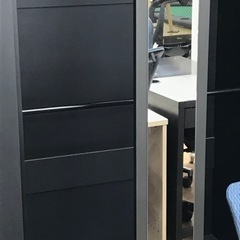☆ジモティ割あり☆ ワードローブブラック鏡付き H184×W88×D58 クリーニング済み KJ8297 (リユースのサカイ)  春日部の収納家具《タンス、衣類収納》の中古あげます・譲ります｜ジモティーで不用品の処分