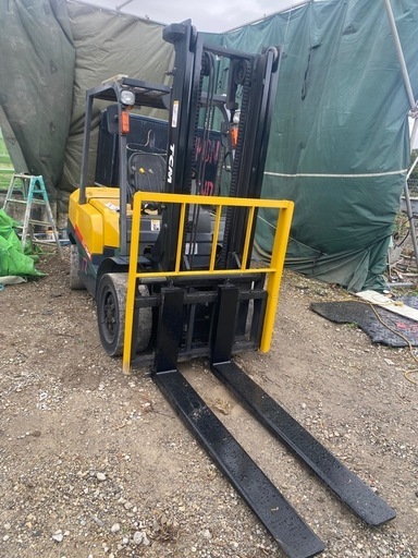 TCMフォークリフト3トン半！ディーゼル！値下げ！トヨタスズキダイハツ軽トラ軽トラックハイブリッド車