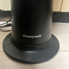 Honeywellクール＆リフレッシュリビングファン　HFT-R230-BK　　　の画像