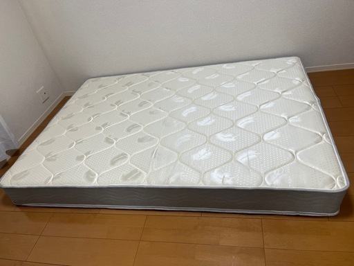 ダブルベッド マットレス (佐々木) 久保田のベッド《ダブルベッド》の中古あげます・譲ります｜ジモティーで不用品の処分