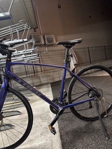 TREK FX3 diskクロスバイク (伊藤健太) 蒲生のクロスバイクの中古あげます・譲ります｜ジモティーで不用品の処分