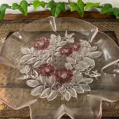 花柄 🌸ガラス製 大皿 飾り皿の画像