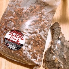 【新品】爬虫類　床材　ヤシガラとコルク