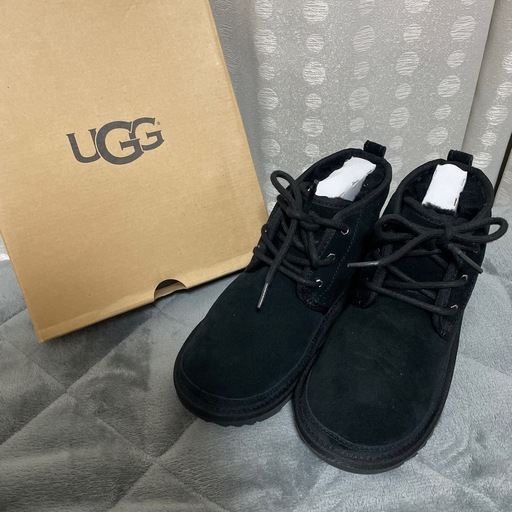 新品UGGニューメル/ムートンスニーカー22.5黒 新品UGGニューメル/ムートンスニーカー22.5黒