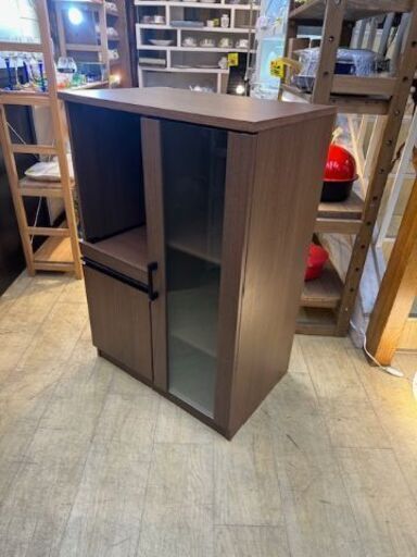 ① ニトリ フォルムN レンジボード キャビネット レンジ台 食器棚 ガラス扉 スライドテーブル ブラウン 木目模様◆幅60㎝×奥行42.5㎝×高さ89㎝◆近隣配送無料 買取帝国 朝霞店