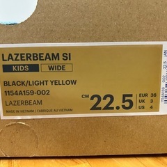 【新品】アシックス 黒 スニーカー（22.5cmの画像