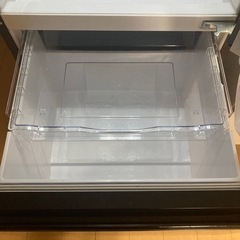 HITACHI ノンフロン冷凍冷蔵庫 R-V32SV(K) 2023年製 315L (ユディー) 武雄温泉のキッチン家電《冷蔵庫 》の中古あげます・譲ります｜ジモティーで不用品の処分