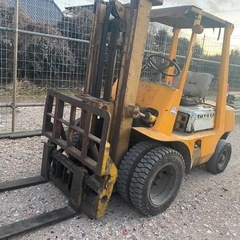 豊田2.5トンフォークリフト

