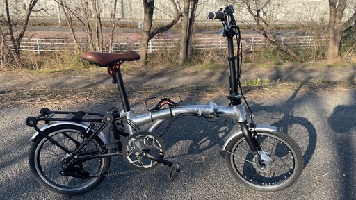 ハリークィーン折り畳み電動自転車
