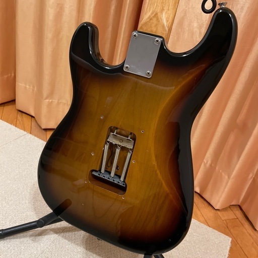Squier ストラトキャスター　ギター